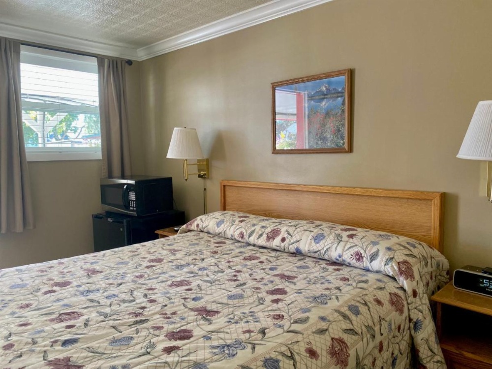 Room image 3