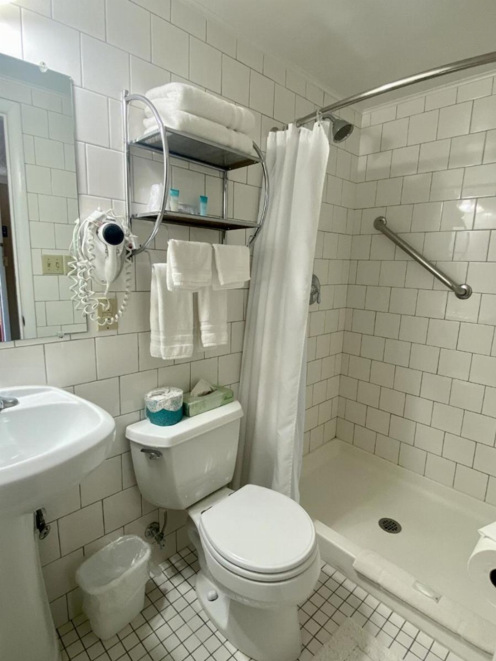 Room image 2